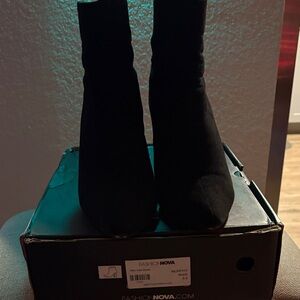 Fashion Nova Classic Black Ankle Booties